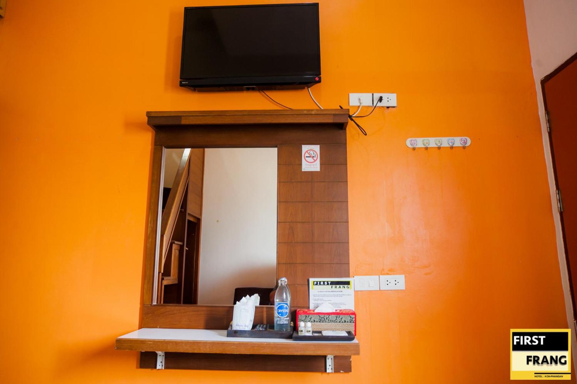 First And Frang Hotel - Koh Phangan Thongsala Dış mekan fotoğraf