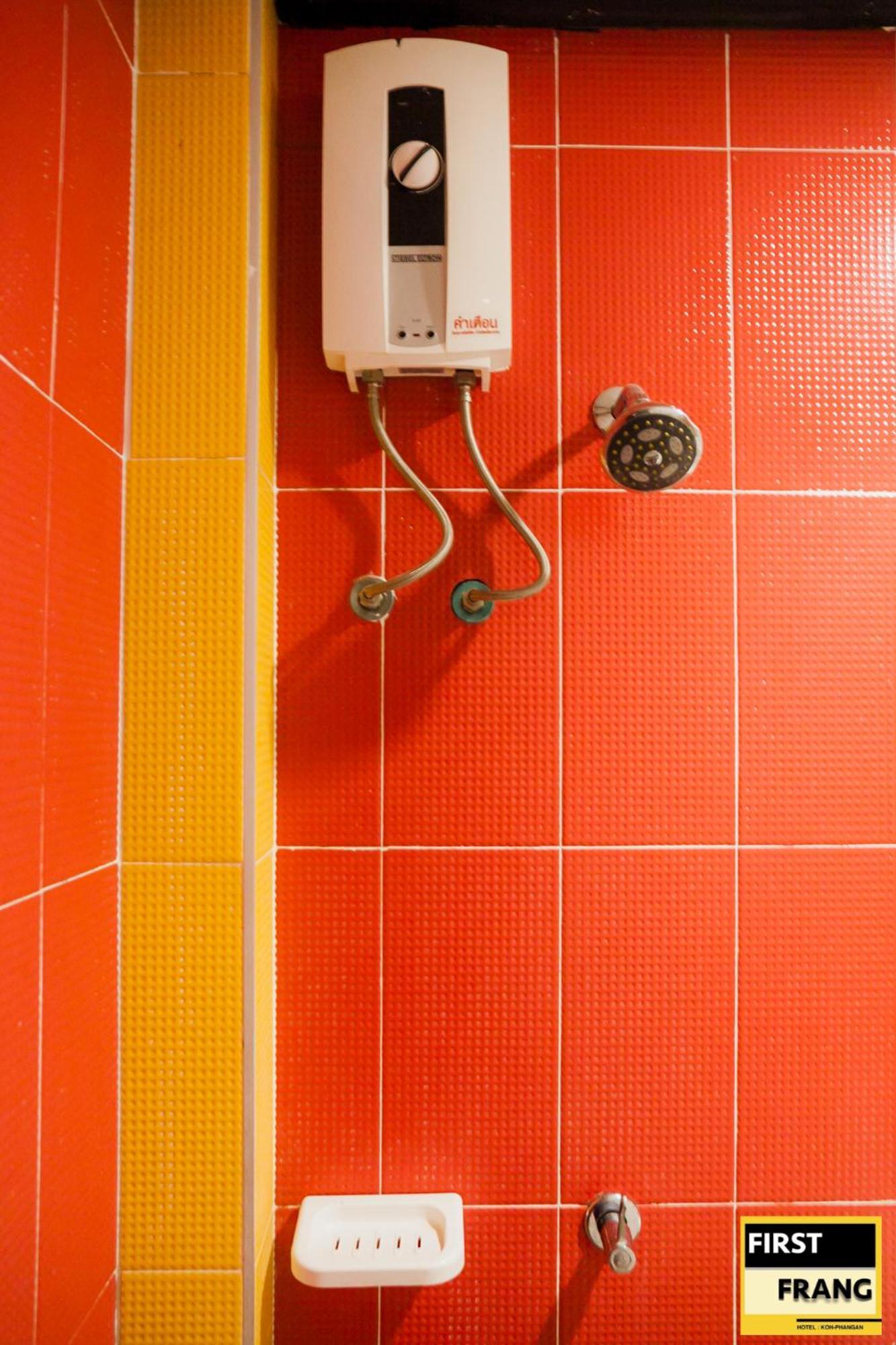 First And Frang Hotel - Koh Phangan Thongsala Dış mekan fotoğraf
